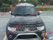 Мухобойка Mitsubishi Pajero Sport 2008- (Vip Tuning)