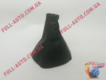 Чехол ручки кпп Kia Cerato 2005-2009